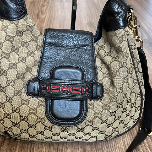 A151 - ๐ฏ % authentic Gucci shoulder bag - Picture 6 of 16